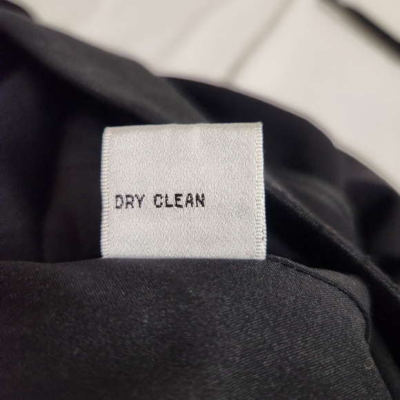 Talbots Black Blazer With Asymetrical Zip Size 10. Capsule,  Dark Feminine. - Picture 5 of 10